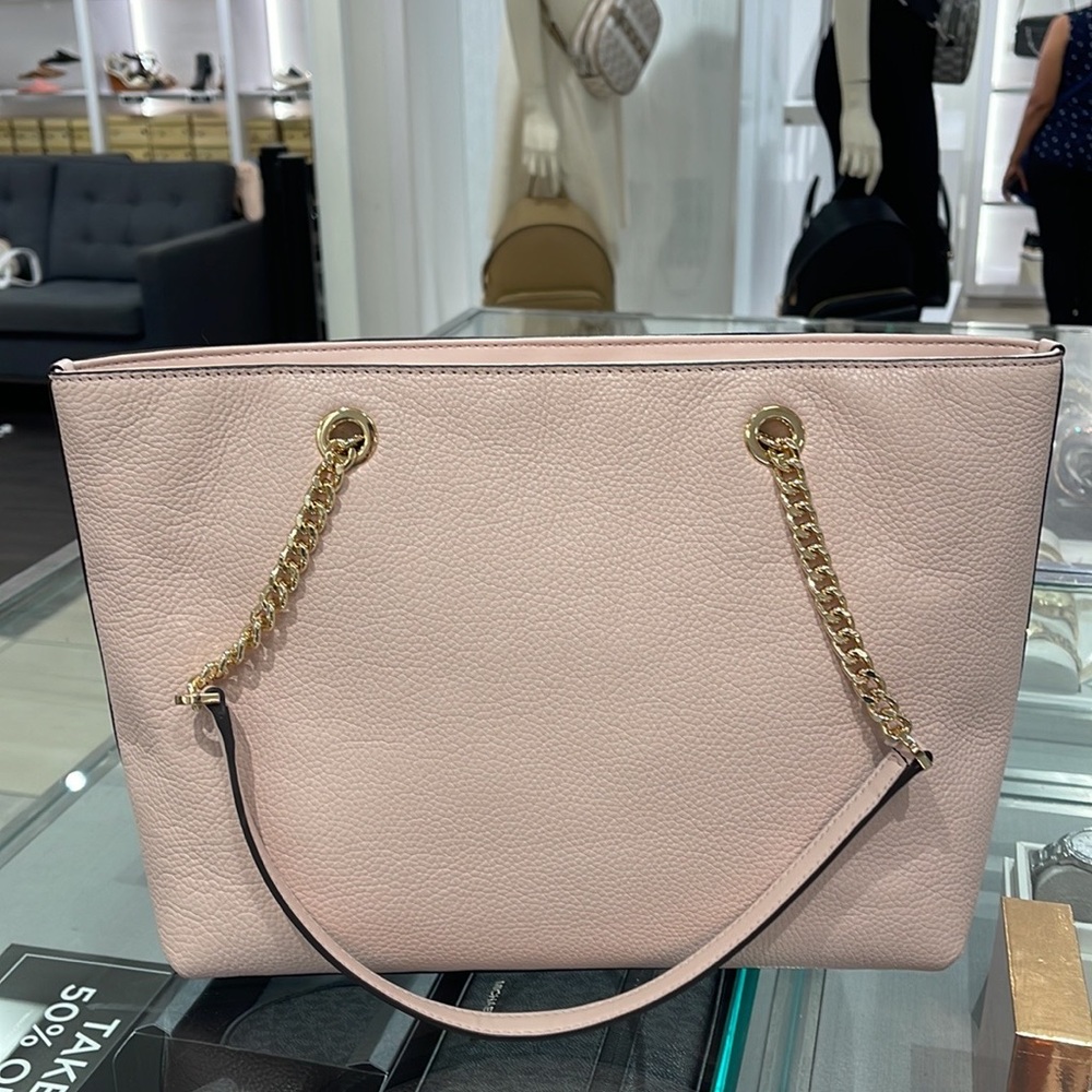 MICHAEL KORS
Jet Set Medium Front Zip Pebbled Leather Chain Tote 
Powder Blush - Picture 13 of 16
